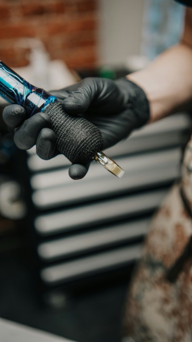 Come prepararsi alla seduta di tatuaggio